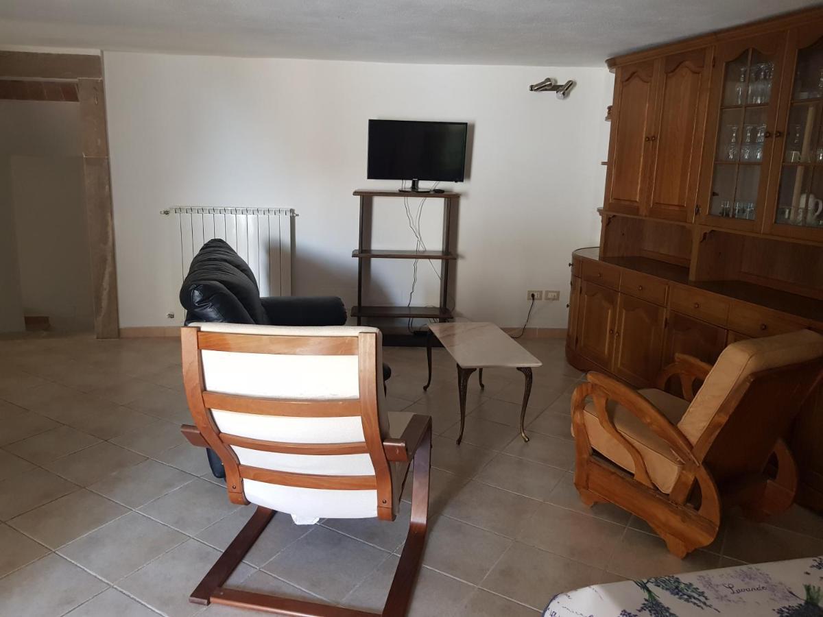 Terranera Appartamento Tipico In Piccolo Borgo Abruzzese מראה חיצוני תמונה